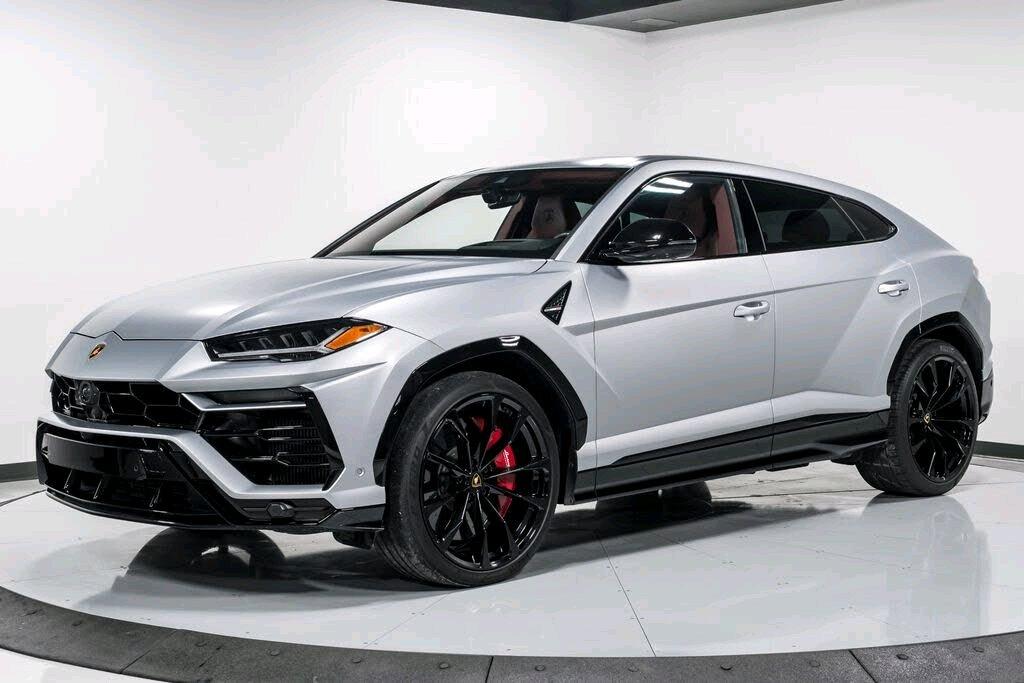 2022 Lamborghini PNT Urus AWD