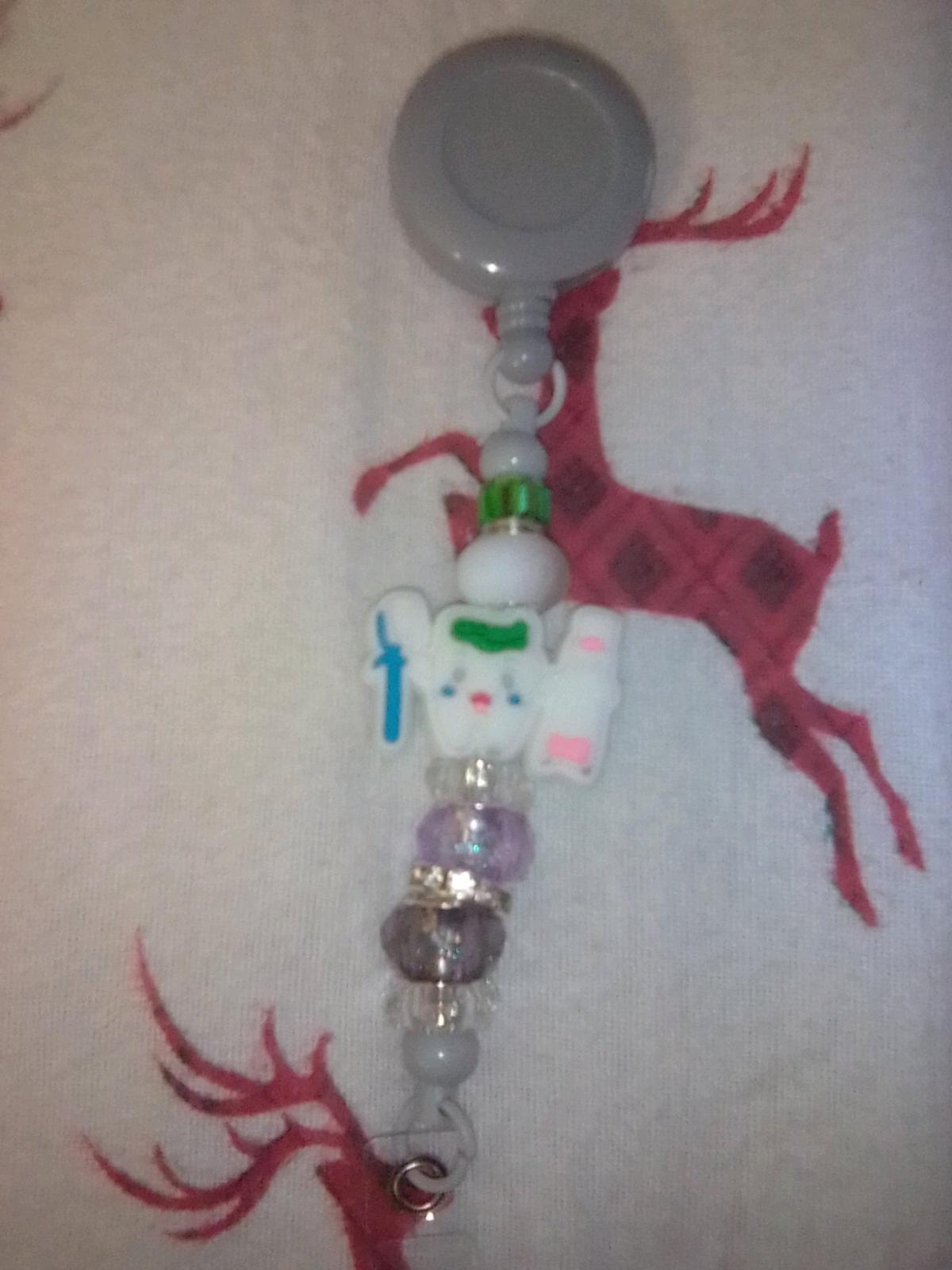 Dentist badge reel