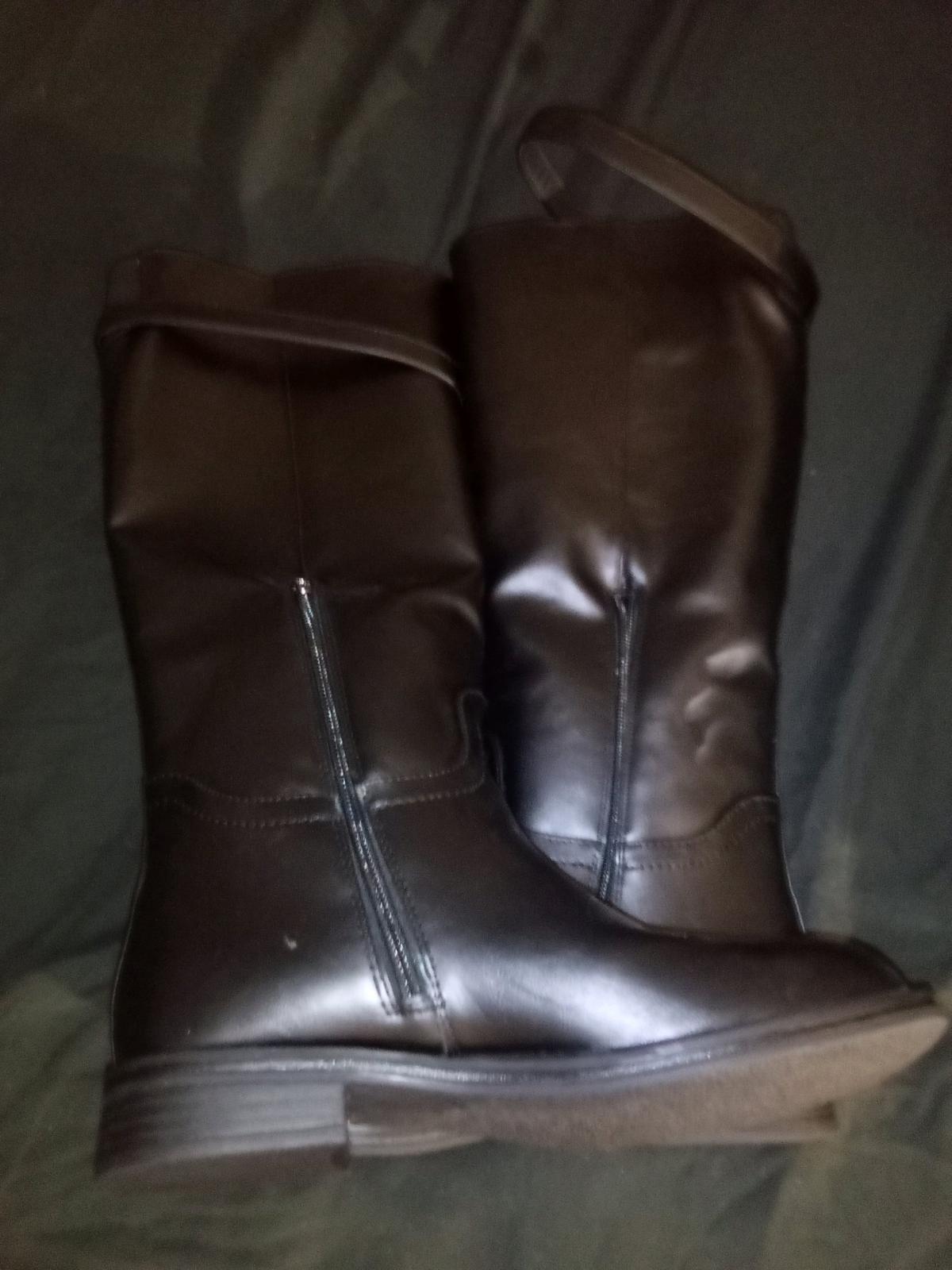 ladies boots size 7