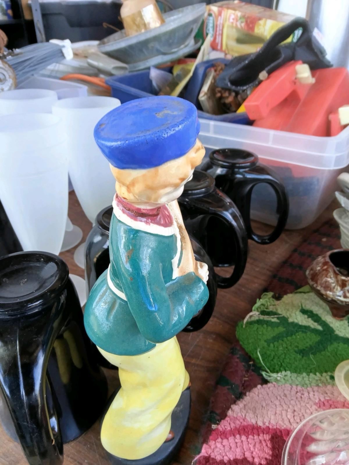 blue hat figurine Chinese