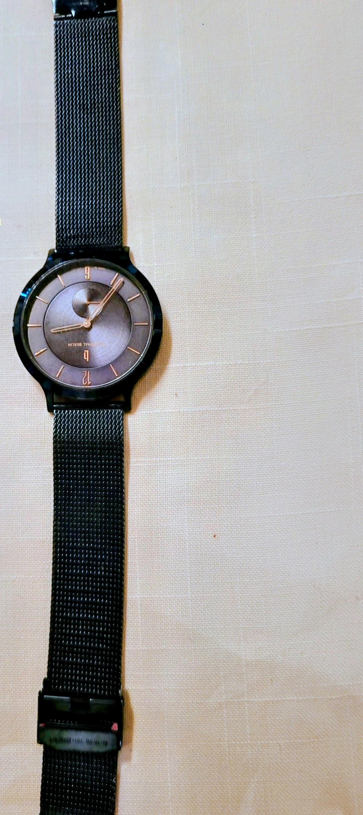 3  ALMOST NEW ITEMS 1 PRICE