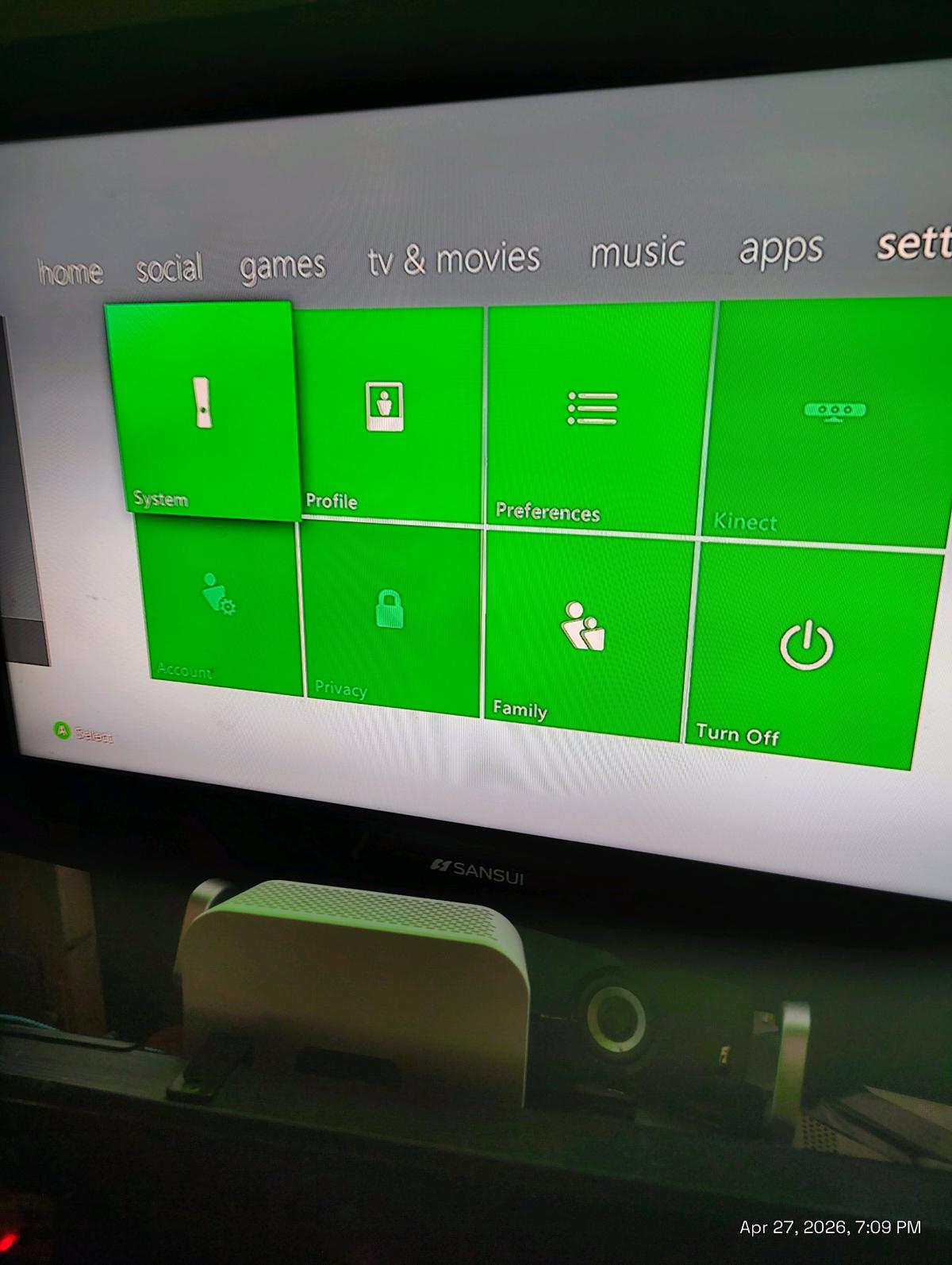 xbox 36oconsole cords 3 games two controllers 60gbharddrive