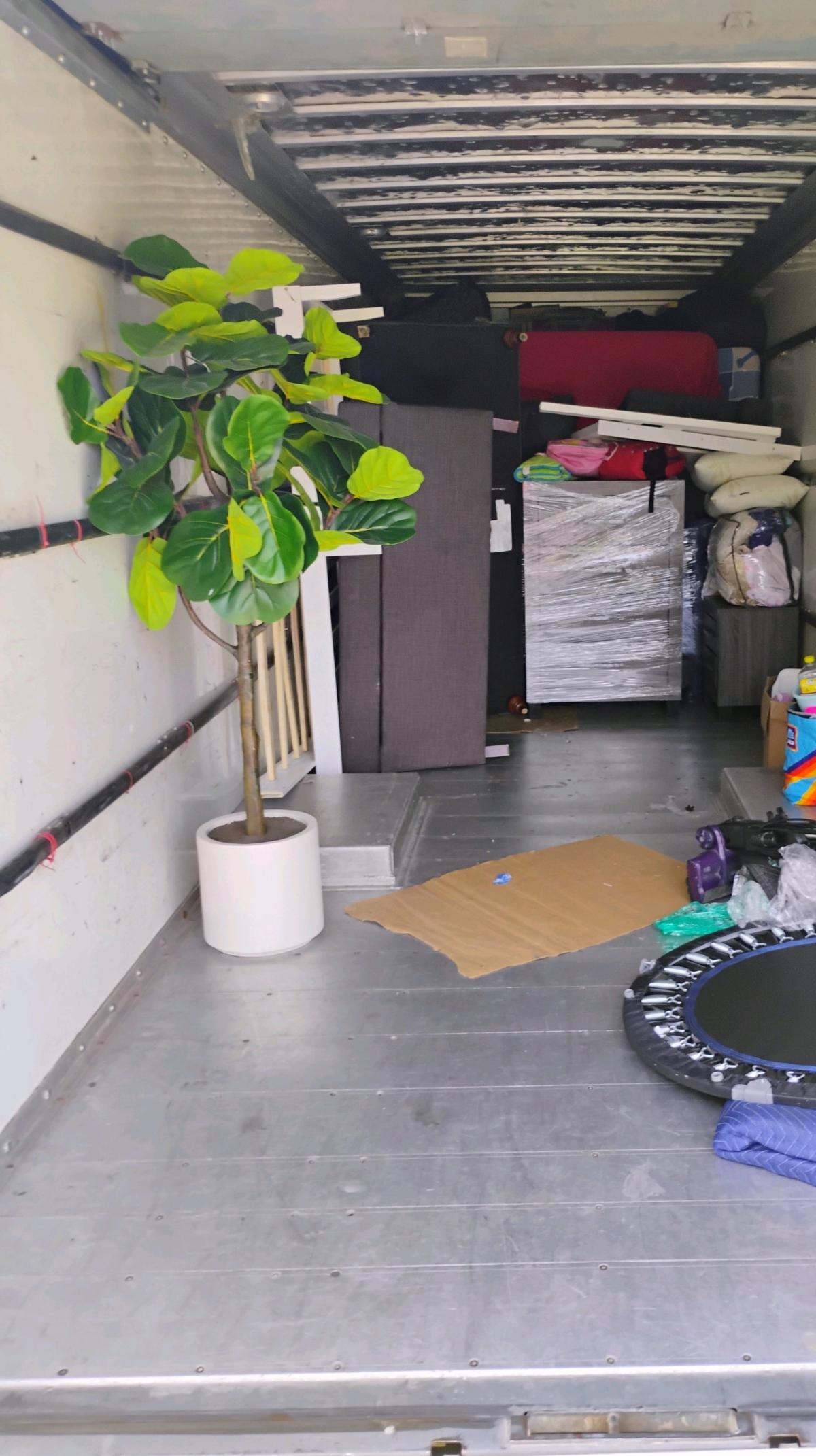 good strong Men movers apartament Home