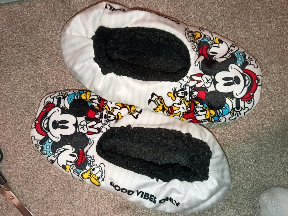 unisex slippers