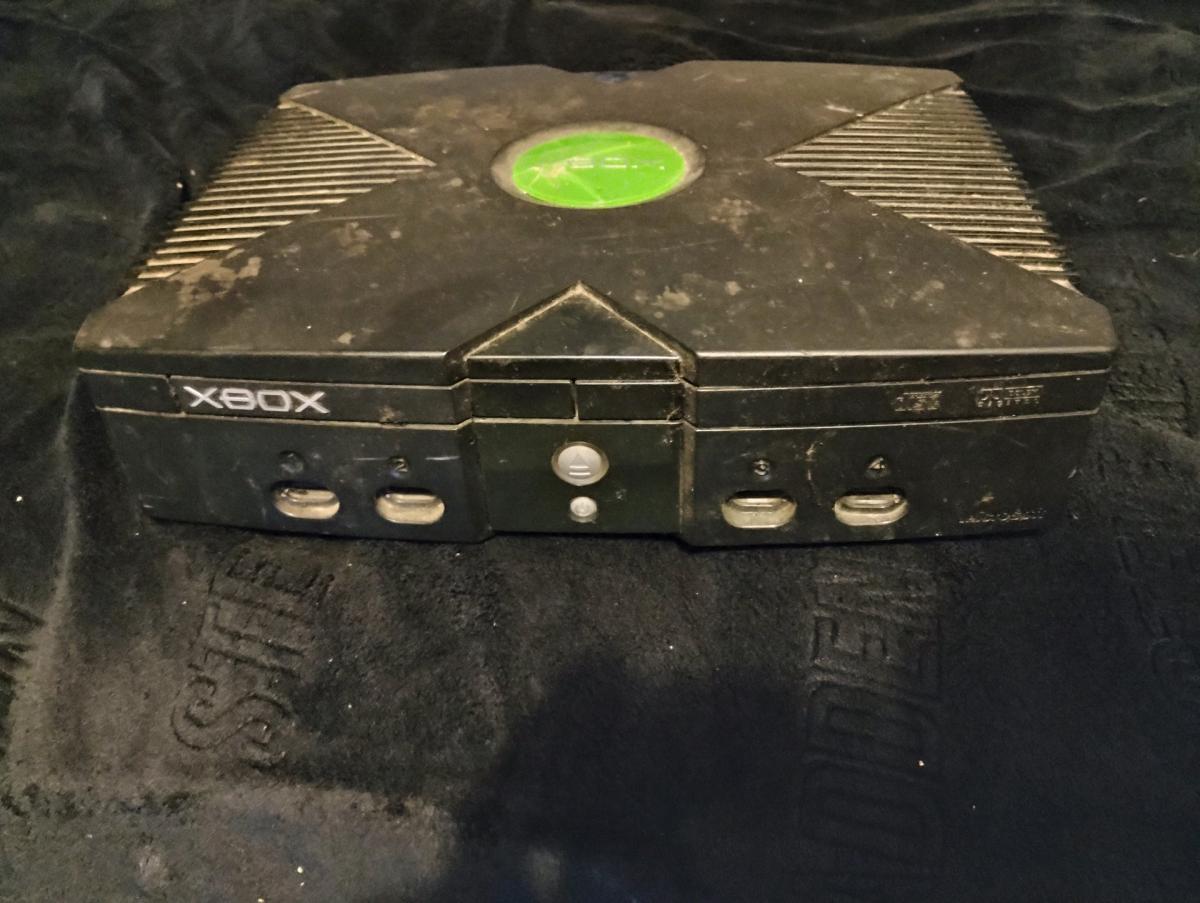 OG Xbox no wires but still works
