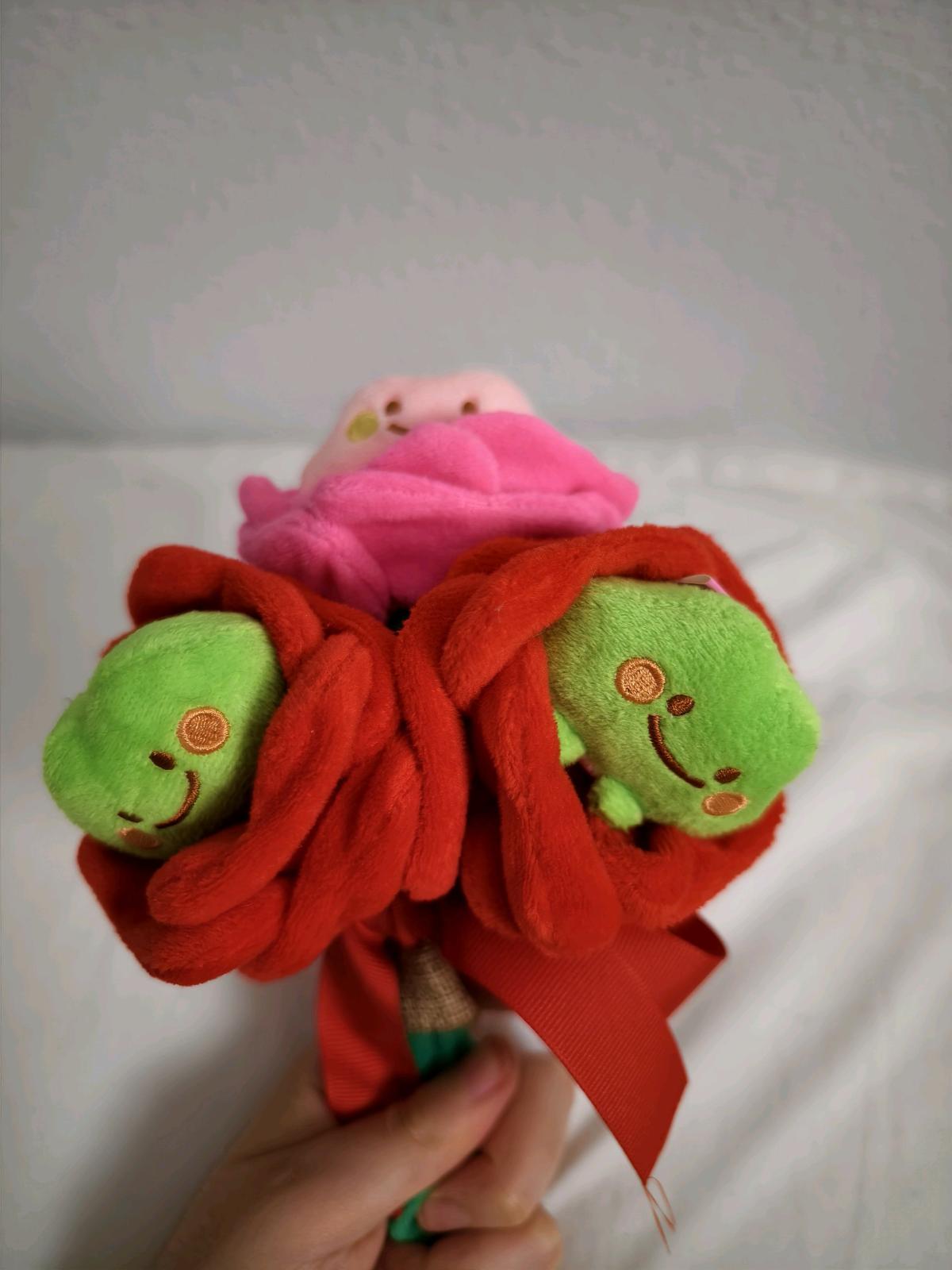 Frog Plushie rose bouquet