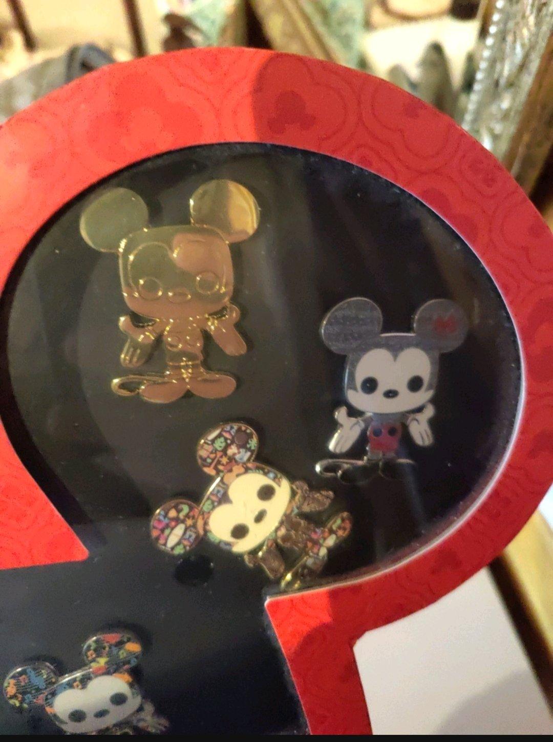 Year of the Mouse 2020 Funko limited pin set