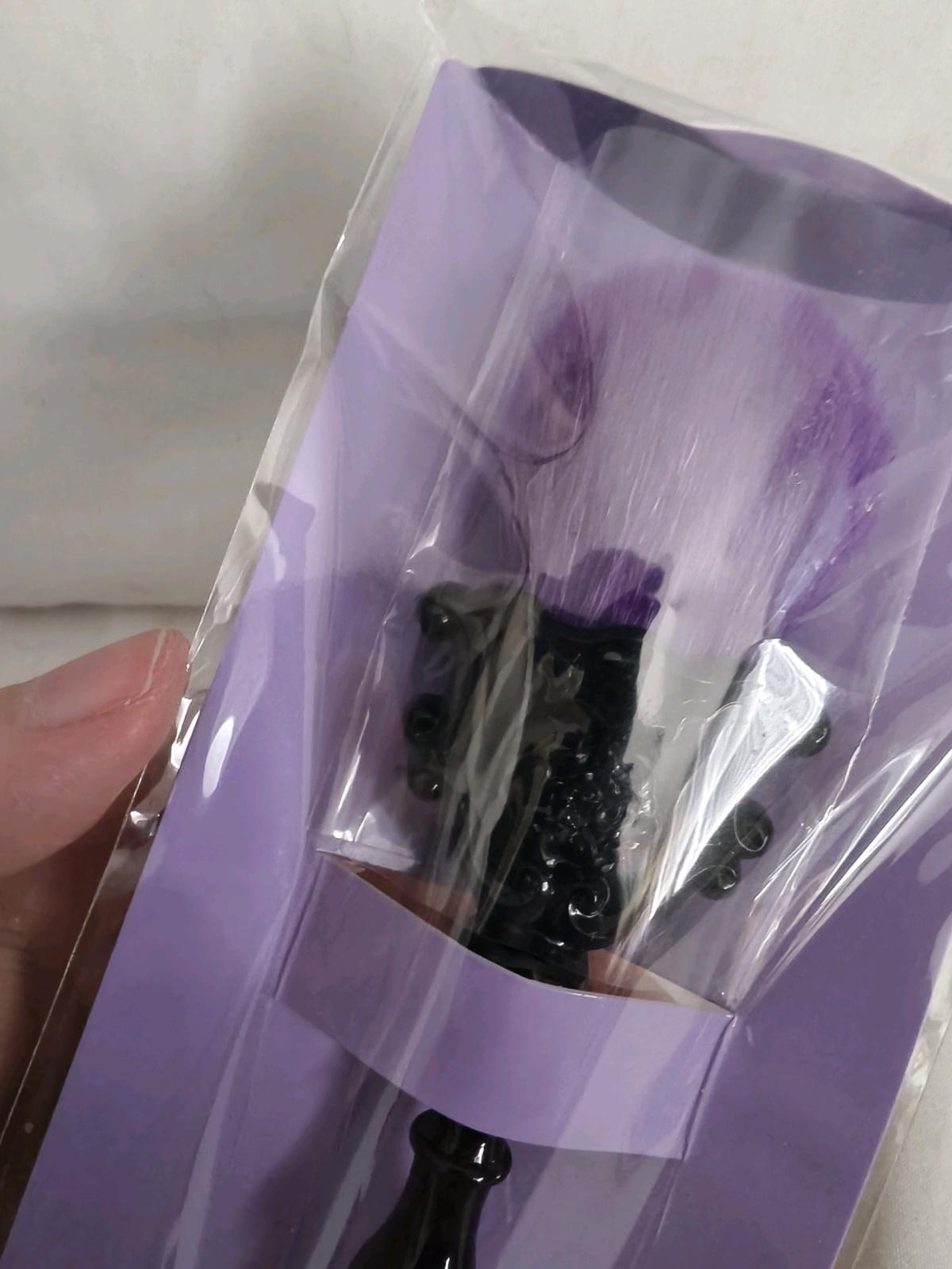 Anna Sui Vanity Face Makeup Brush