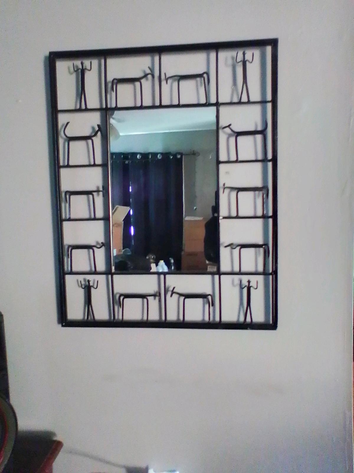 Decorative Metal Frame Wall Mirror