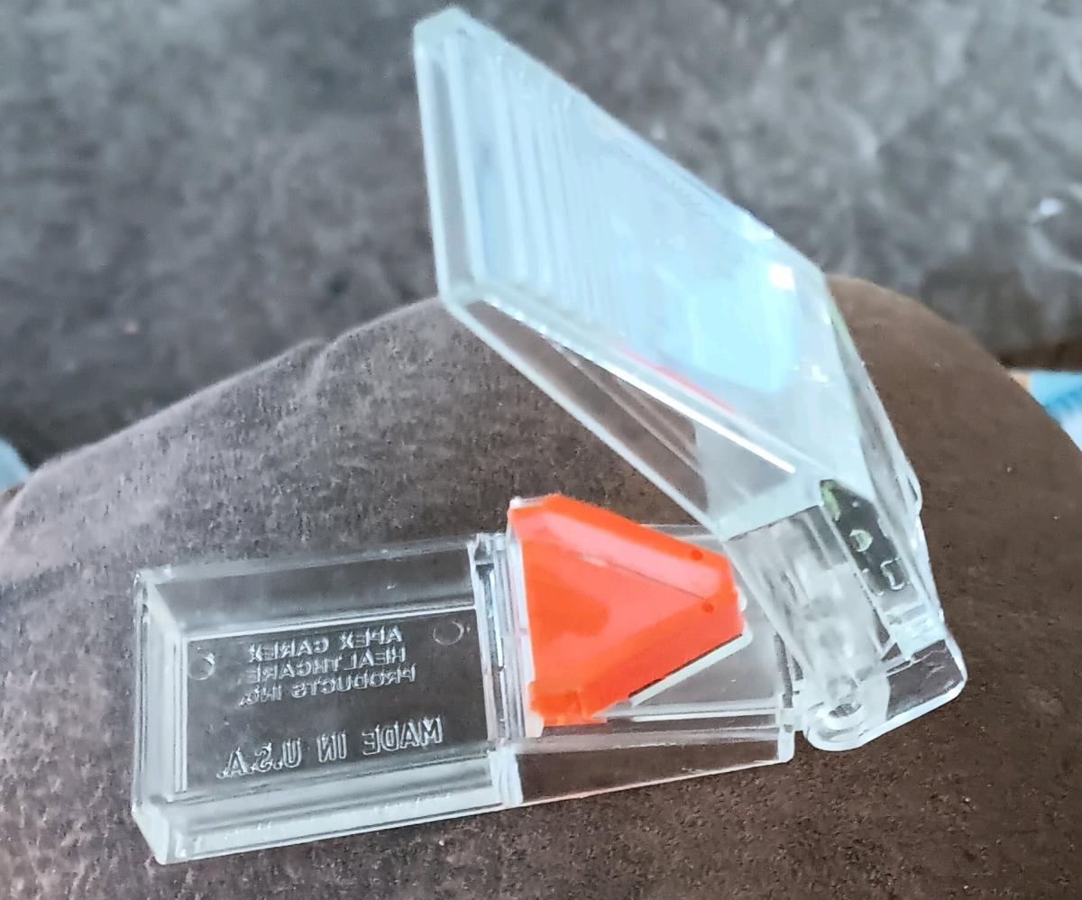 pill cutter