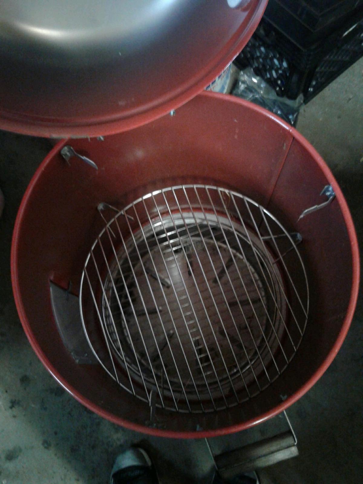 never used gourmet smoker