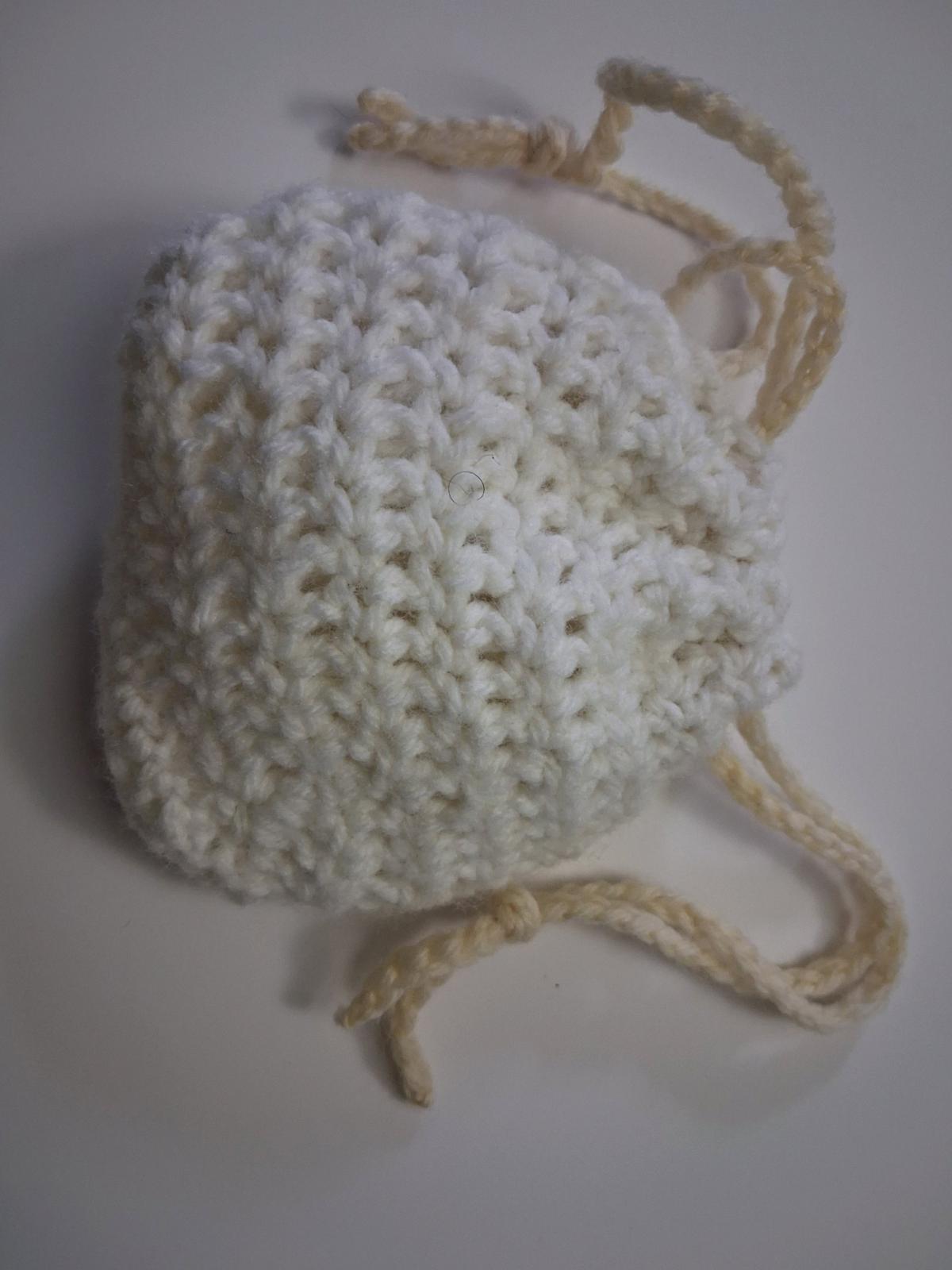 Cute white crochet pouch