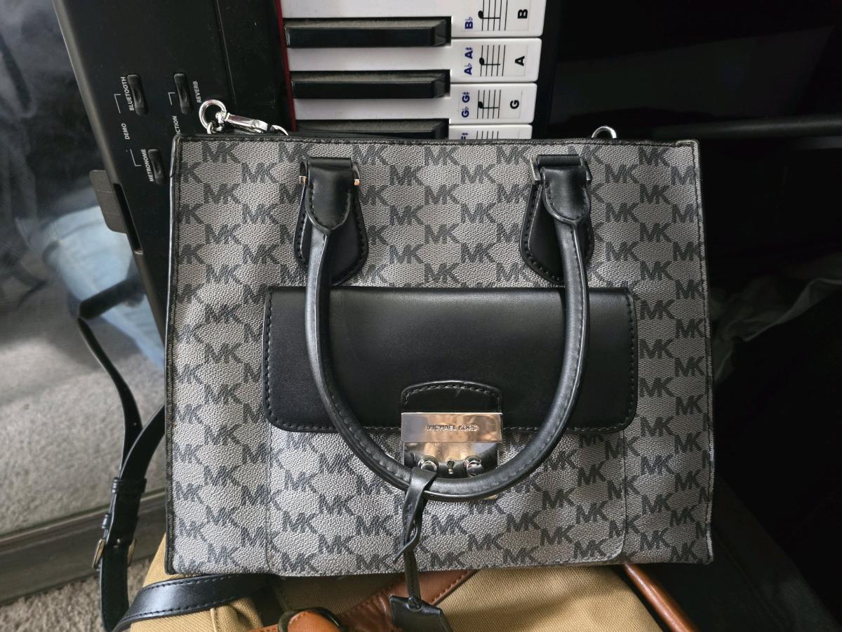 michel kors bags