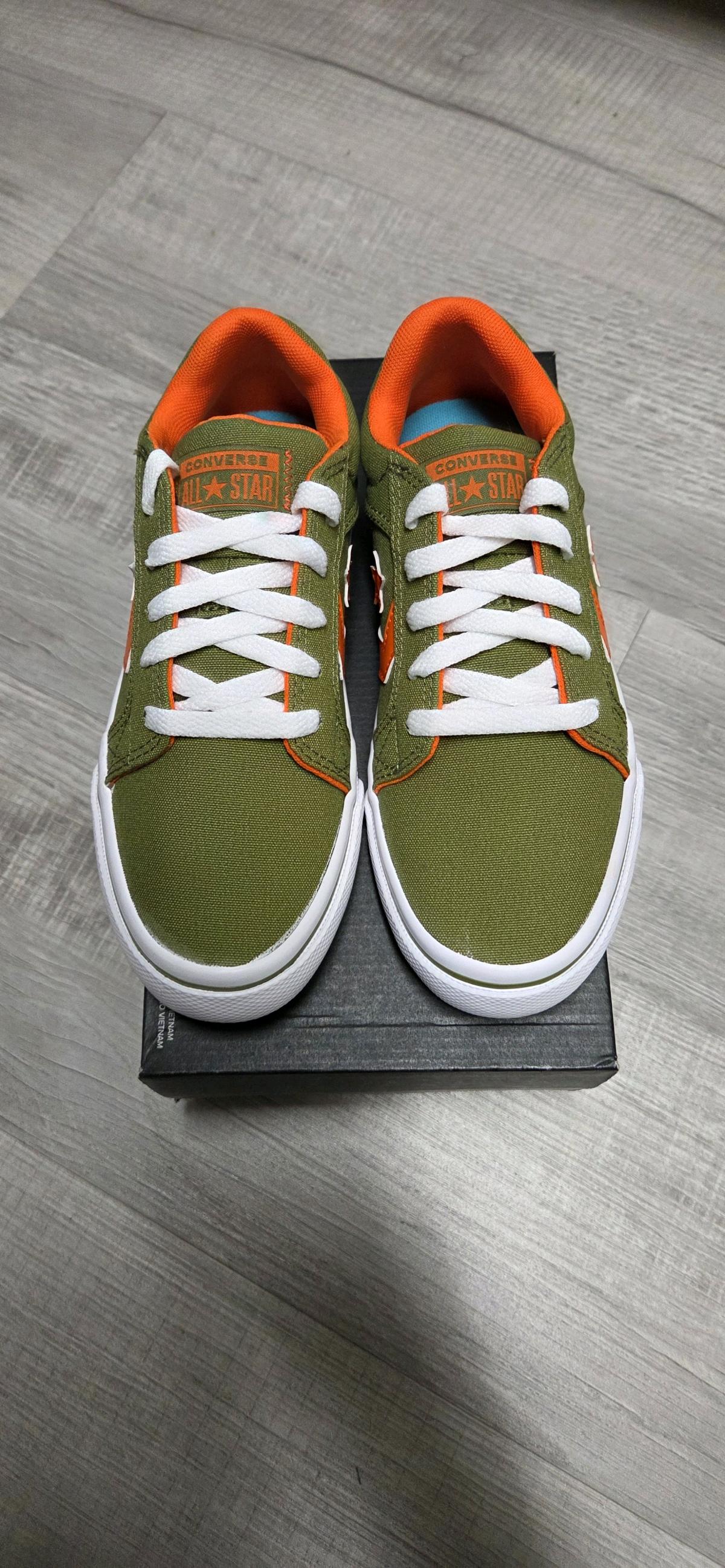 Converse Vintage Green