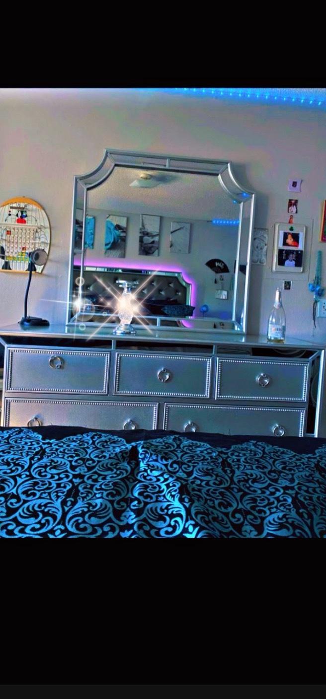 bedroom set