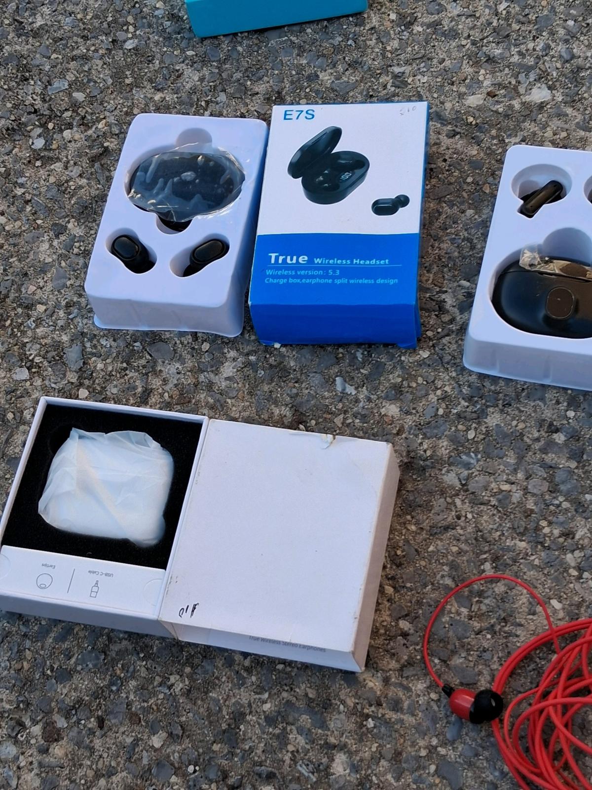 ear buds