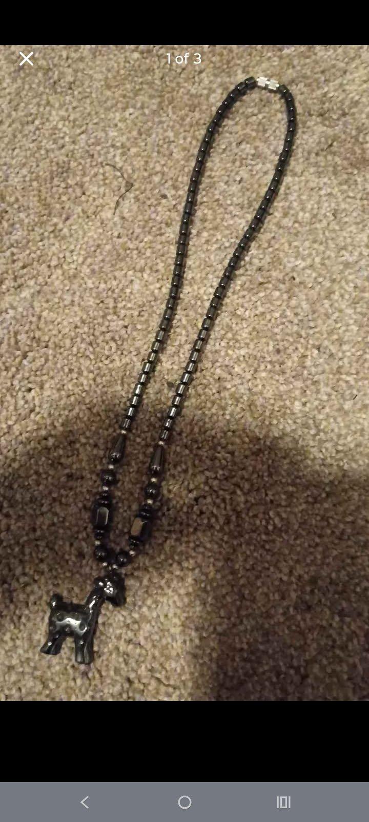 magnetic giraffe necklace