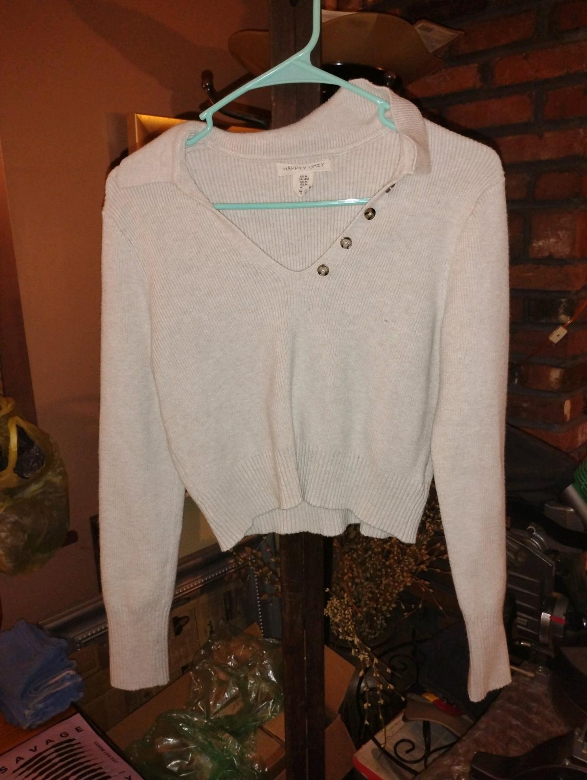 Happily Grey Size M Womens Long Sleeve Knit Sweater