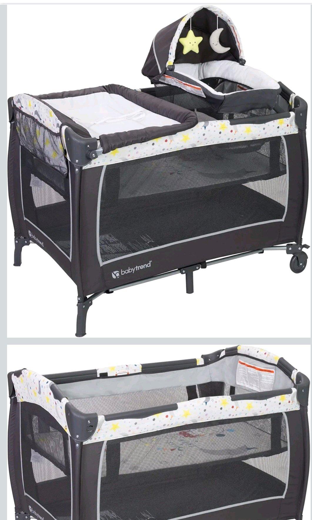 Baby Trend Snooze Center Deluxe