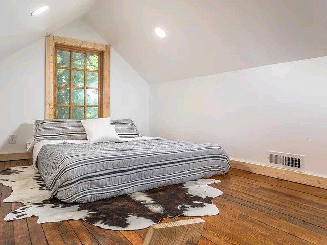 Rent this Cute House