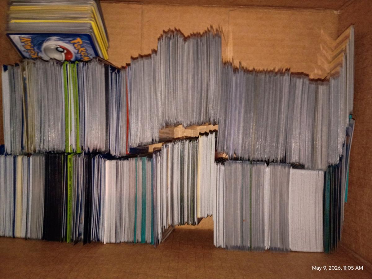 pokemon cards binder full and big box