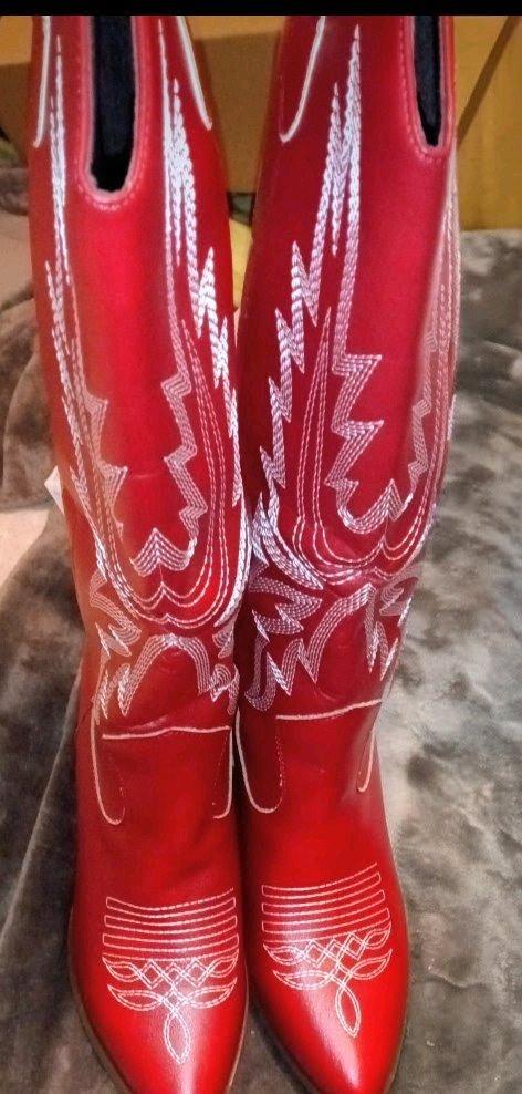womens cowboy boots