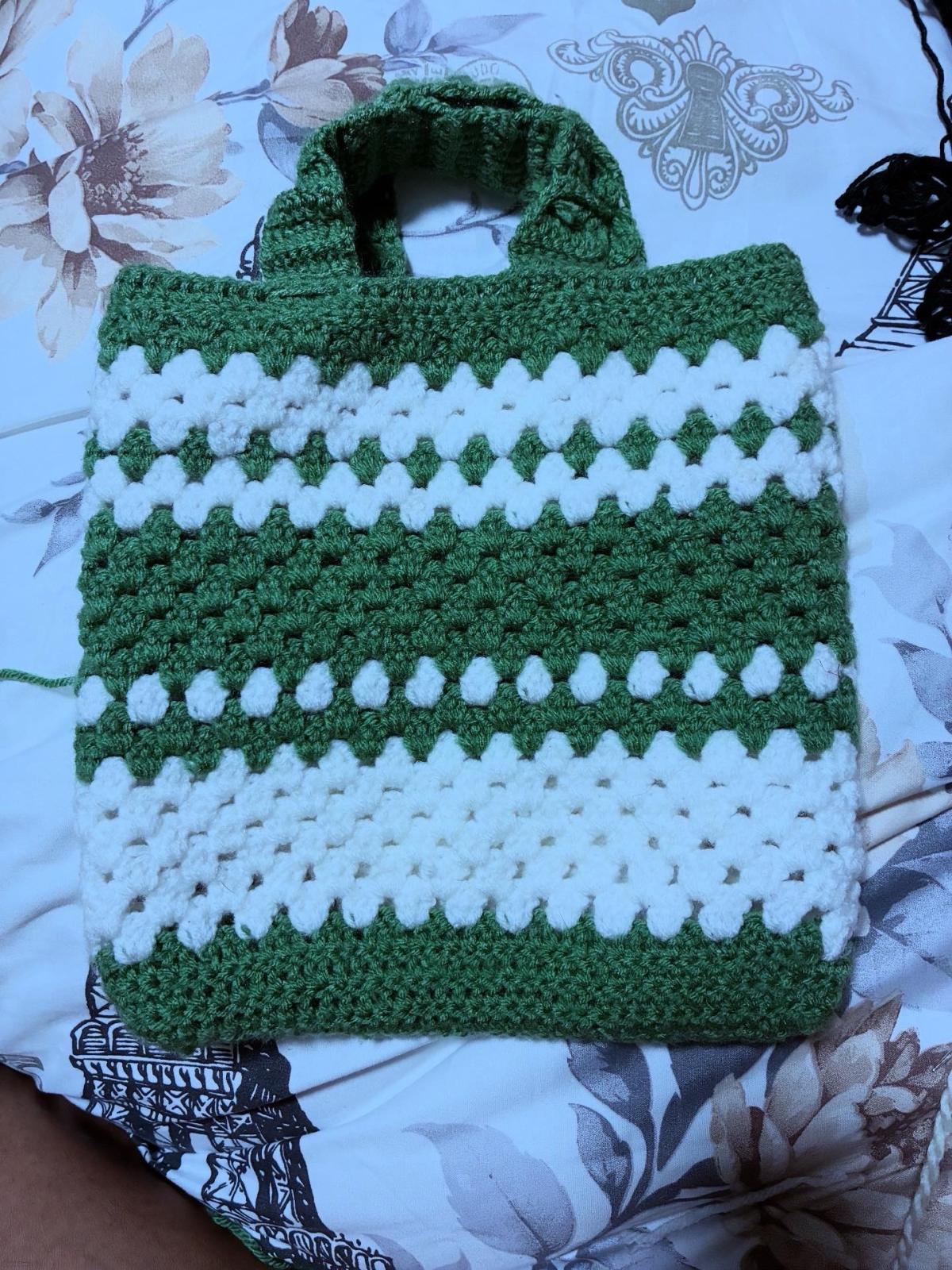 handmade crafts AND DIY PROJECTS