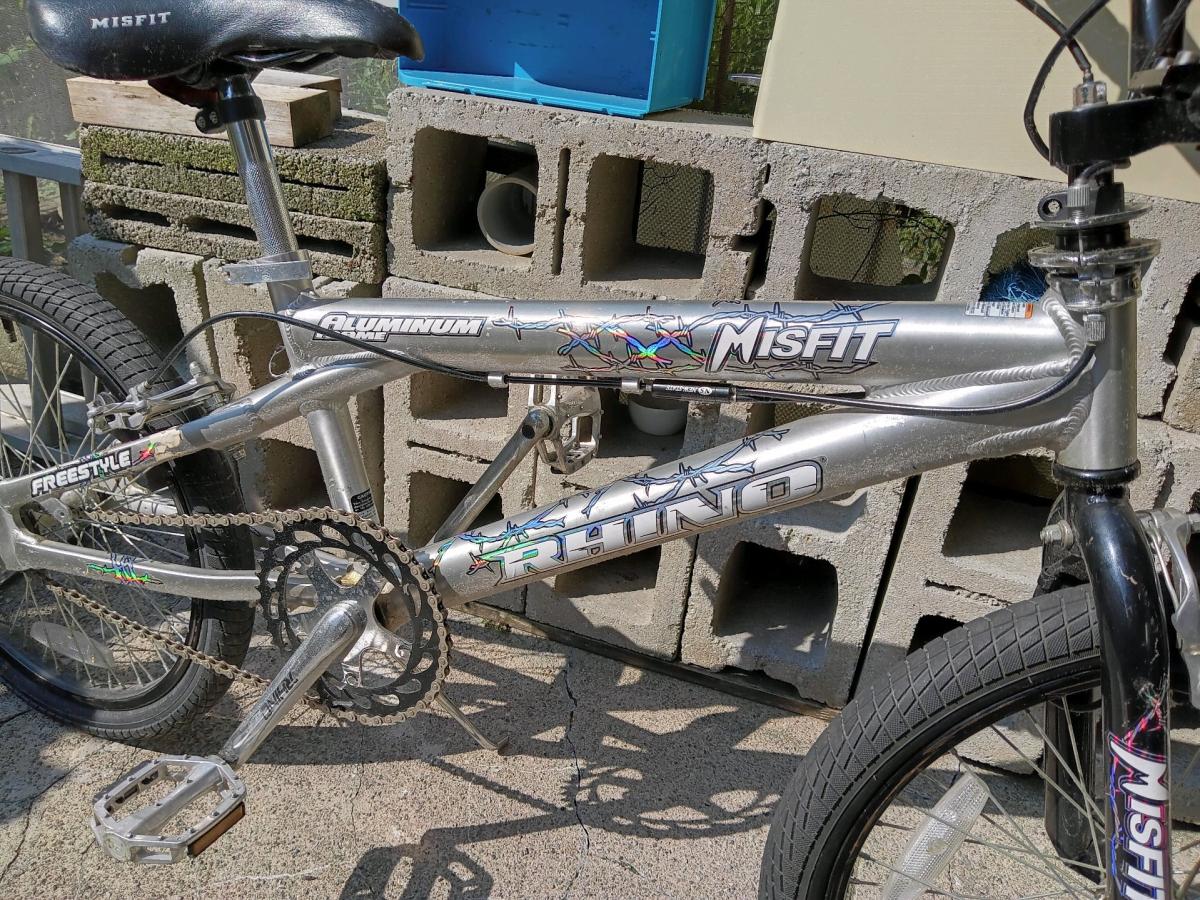 Vintage rhino misfit aluminum frame bmx bike freestyle bicyc