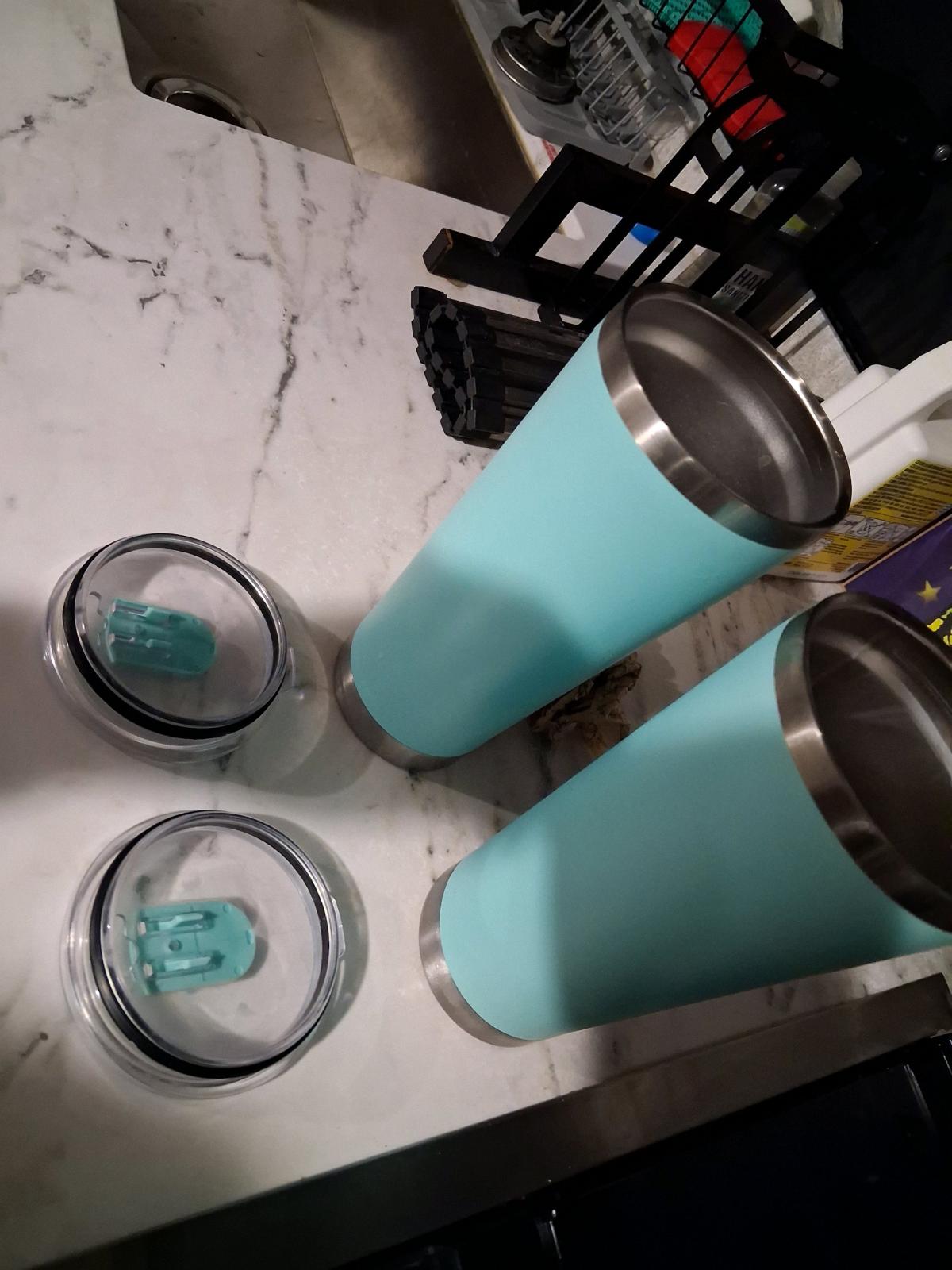 set of 2 sub zero signature series  tumblers