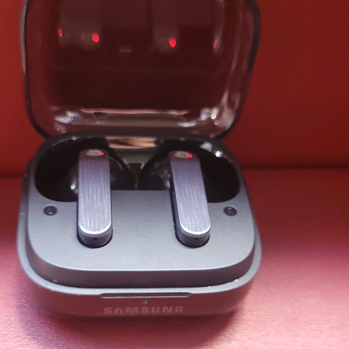 Samsung Galaxy Buds 4 Pro With Adaptive Active Noise Cancell