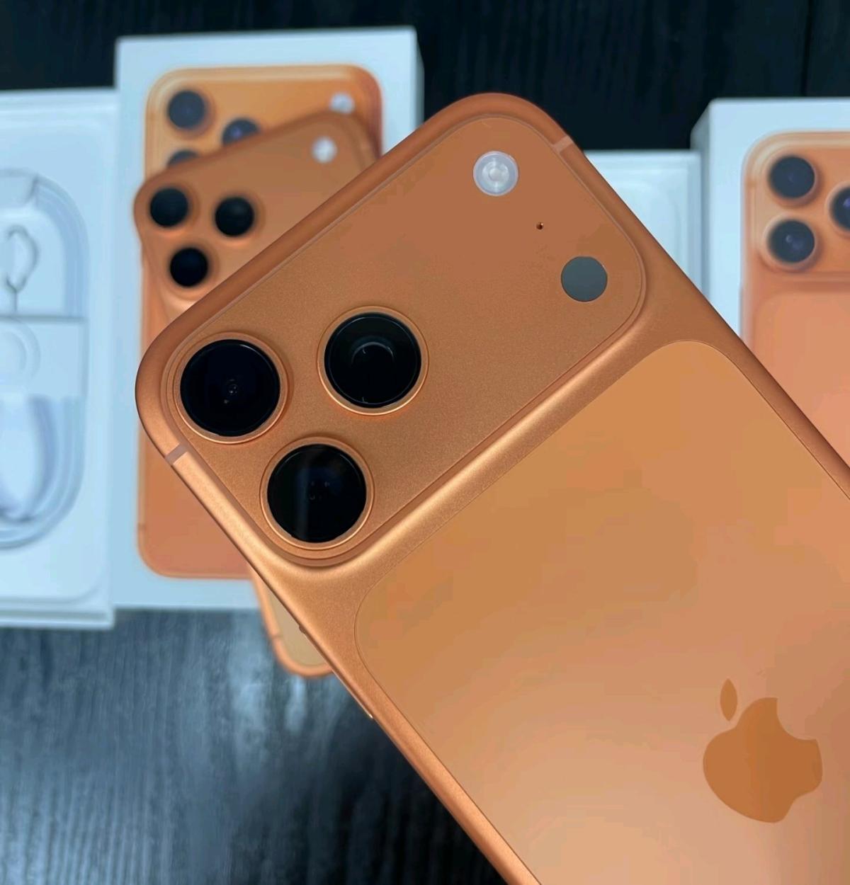iPhone 17 Pro Max Orange Titanium  Potencia Estilo y Exclusi