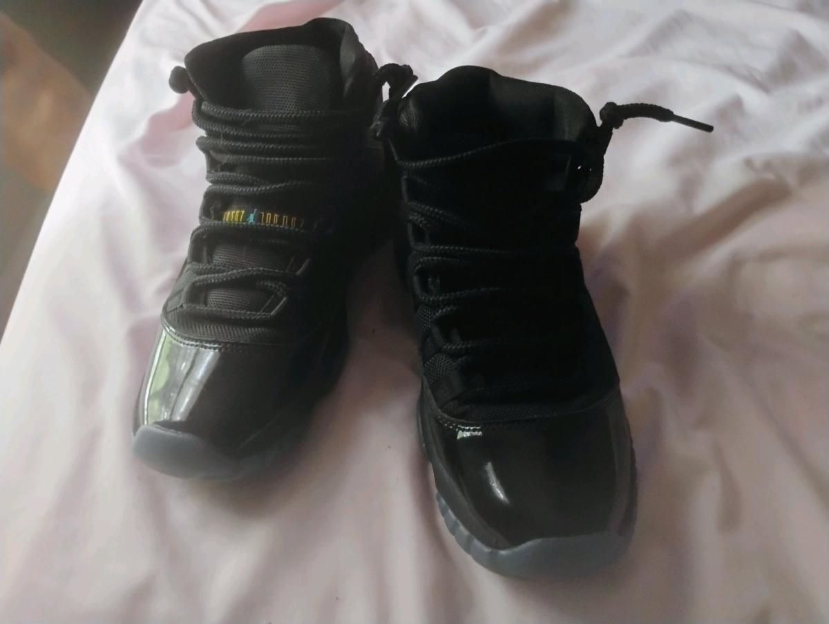 Gamma 11 blue
