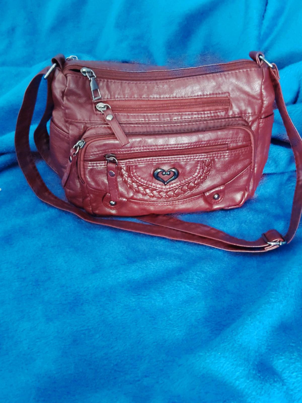 Vintage Crossbody Bag with Adjustable Strap  MultiZipper Poc