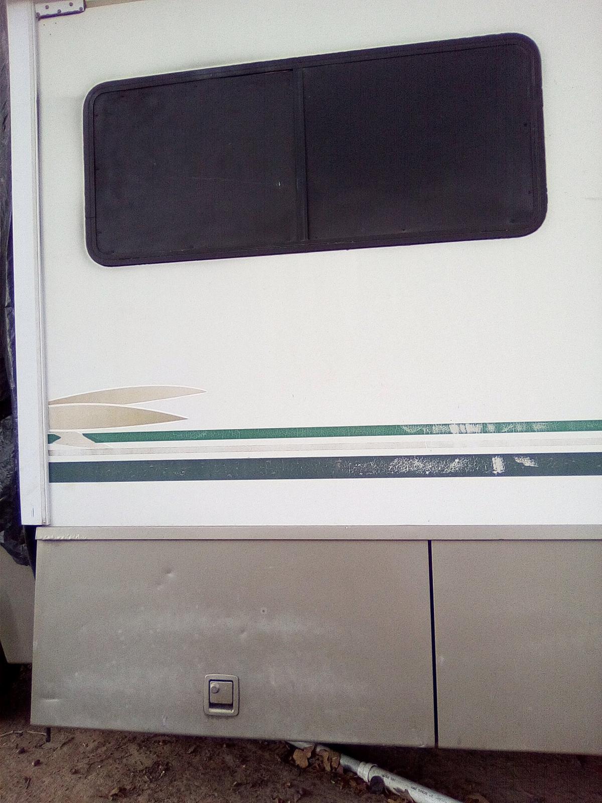 2001 winnabego brave edition