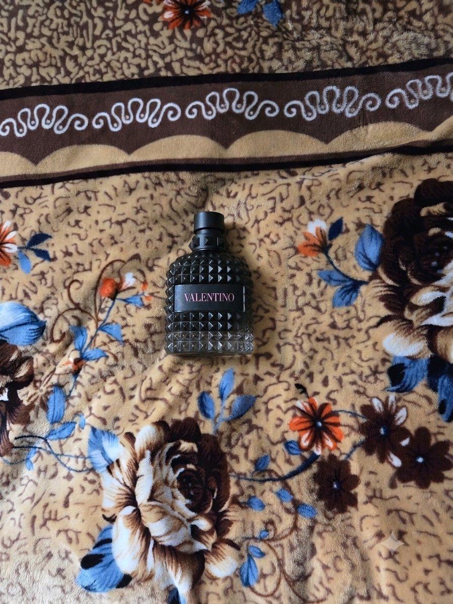 Valentino Born in Roma EDT  100 Authentic