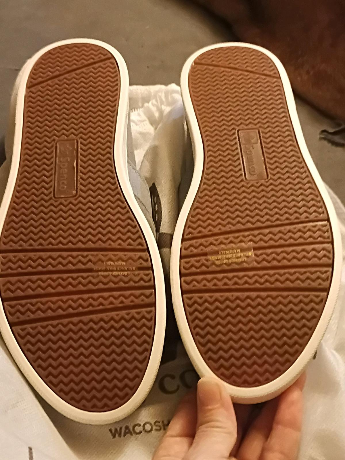Spenco FootWear size 7  Gray Slip on