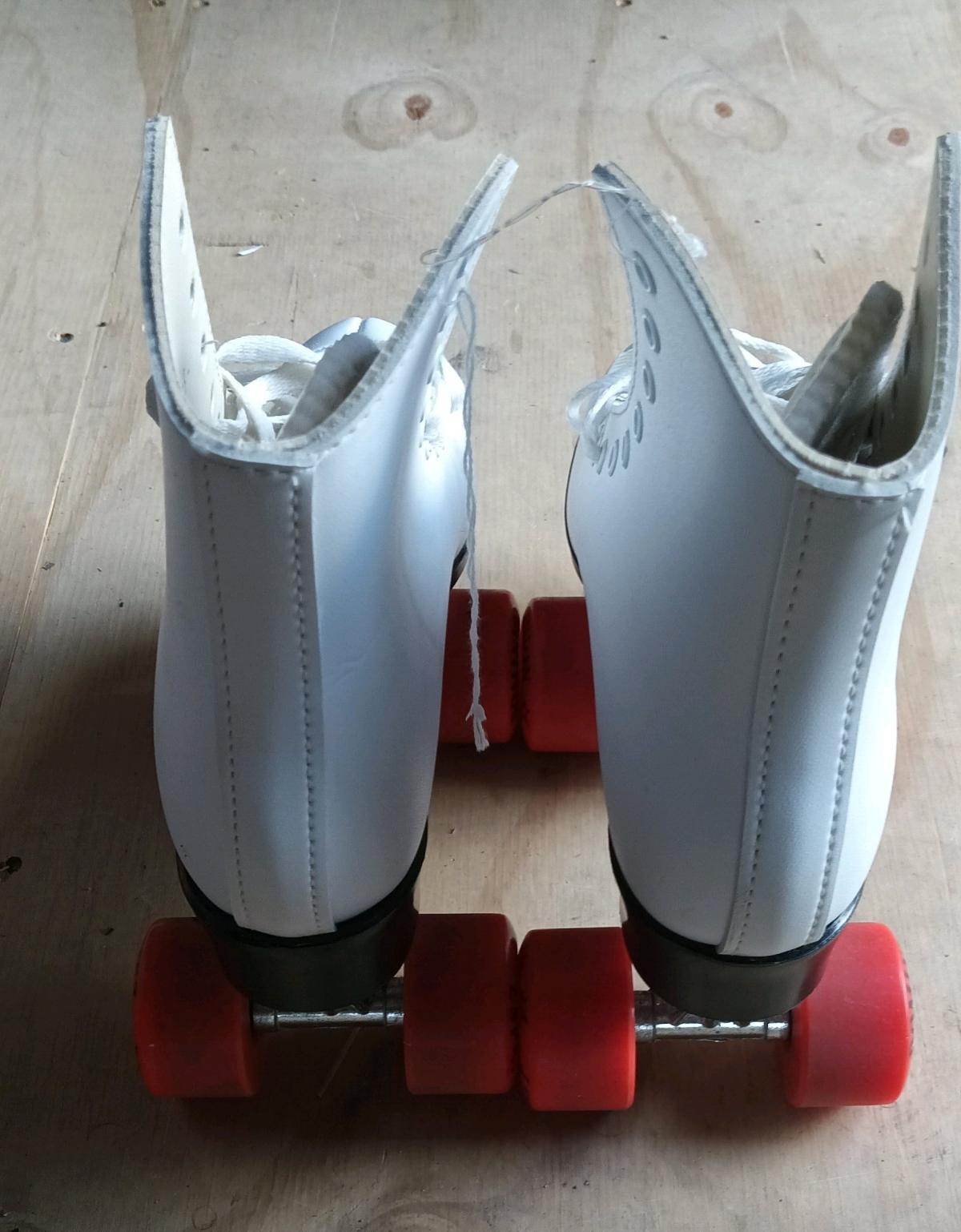 Dominion Esprit Canada Roller Skates Marathon IV White Size
