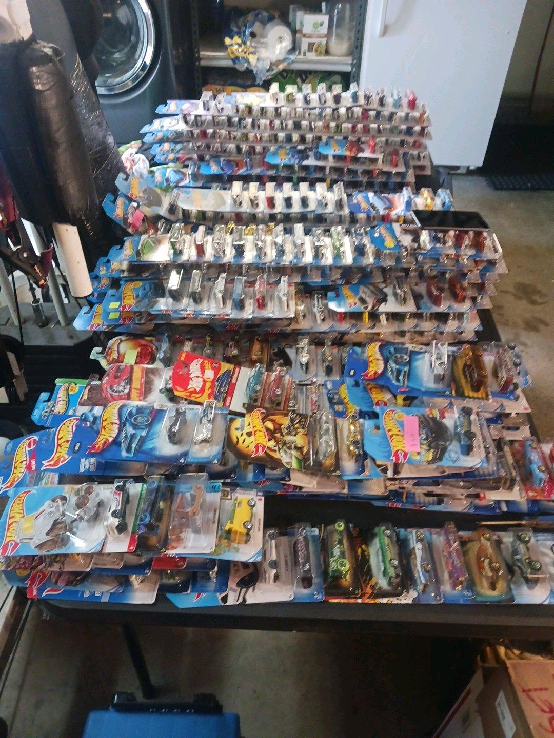 hot wheels  mix bundle  25
