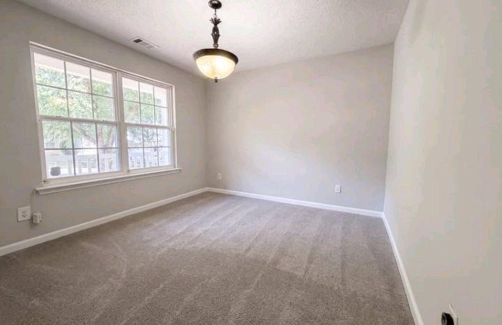 3 Bathroom 2 Bathroom House For Rent