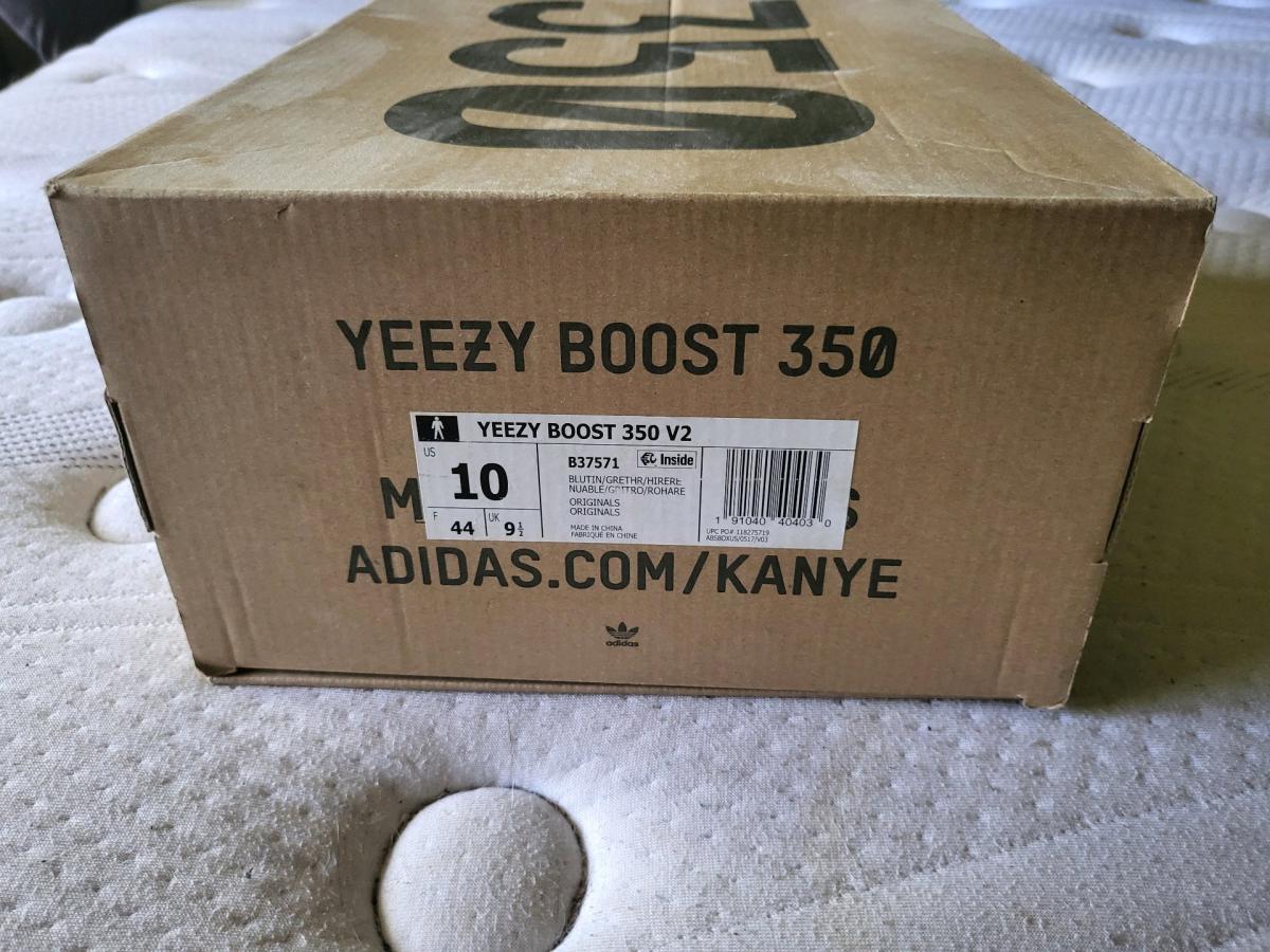 Yeezy Boost 350 V2 Blue Tint 2017