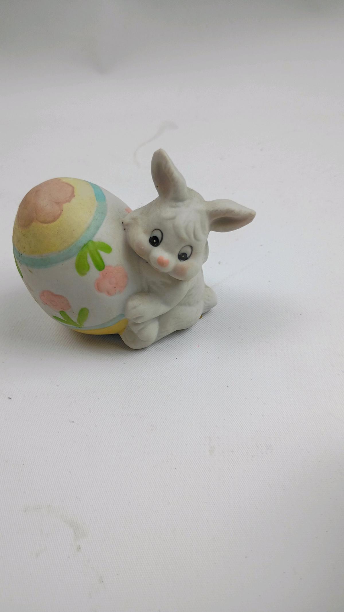 Easter Rabbit  Bunny  figurines
