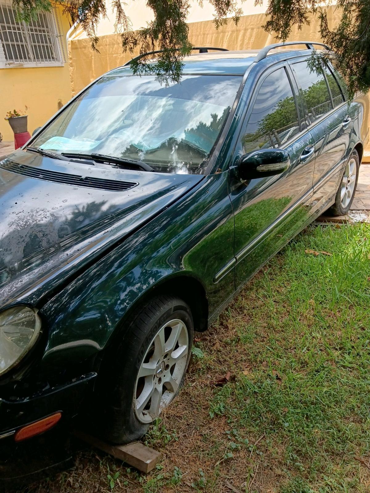 Mercedes Benz S wagon 2005