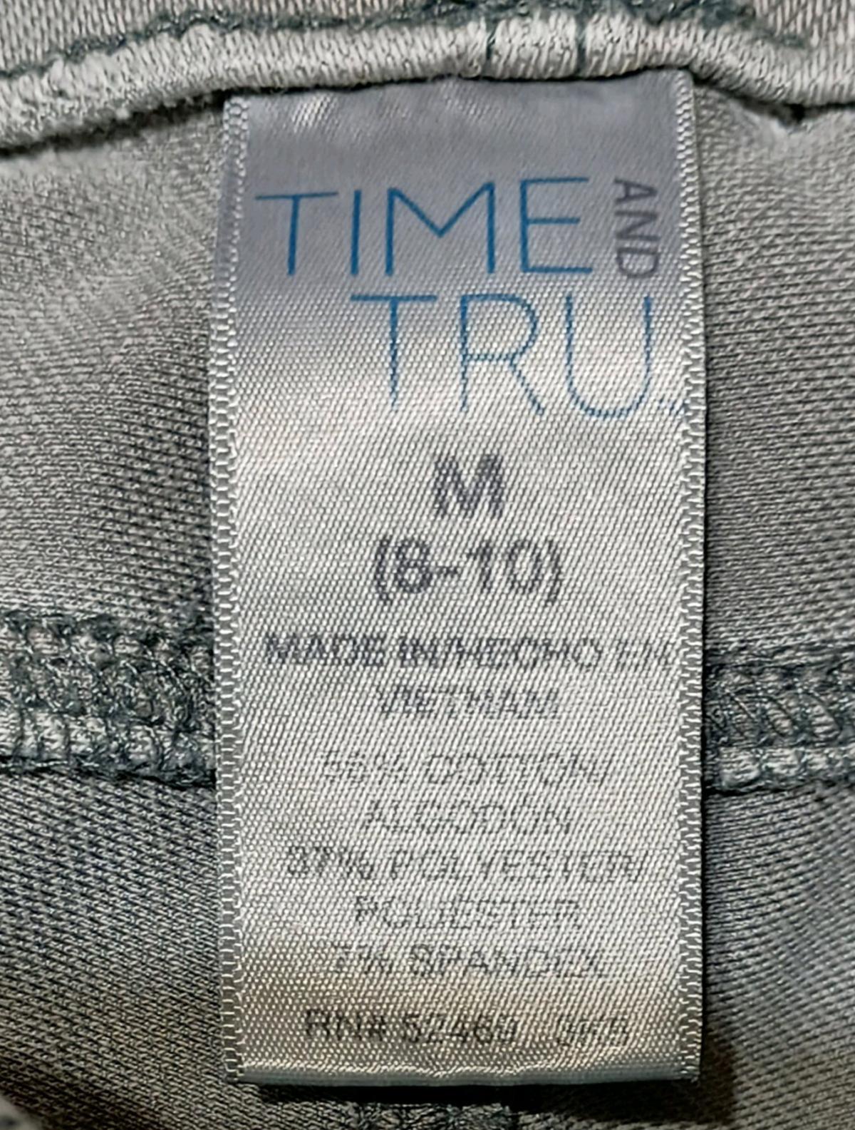 Time and Tru straight leg grey leggings