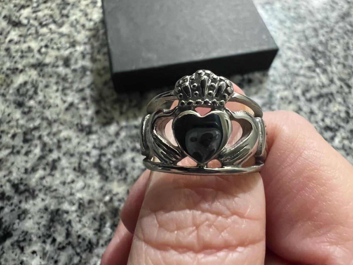 Claddagh Ring New Never Worn Size 8