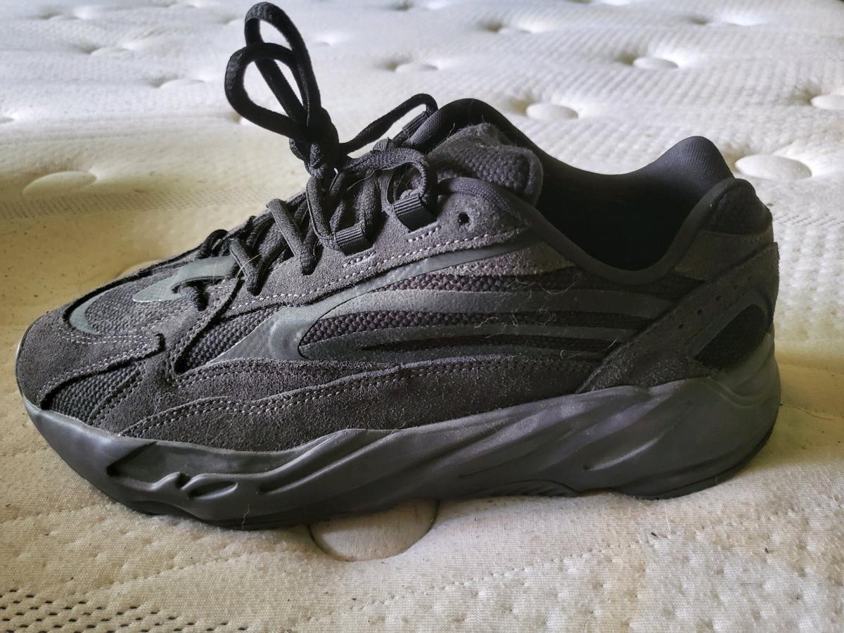 Yeezy Boost 700 V2 Vanta 2019