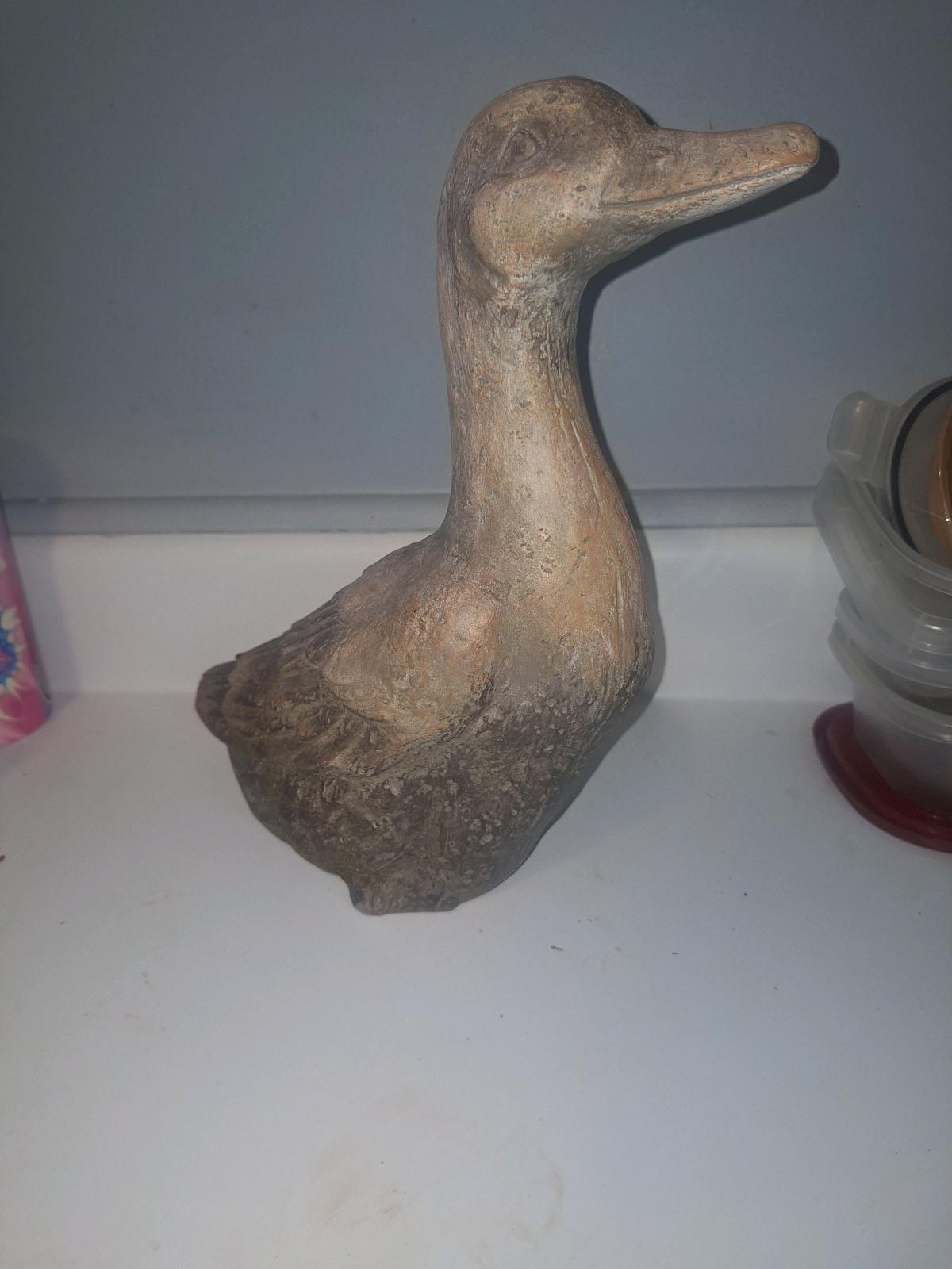 Grey Stone Finish Duck Statuary