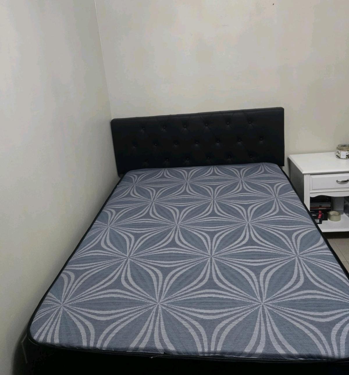 camas Queen y full nuevas con el colchn includo
