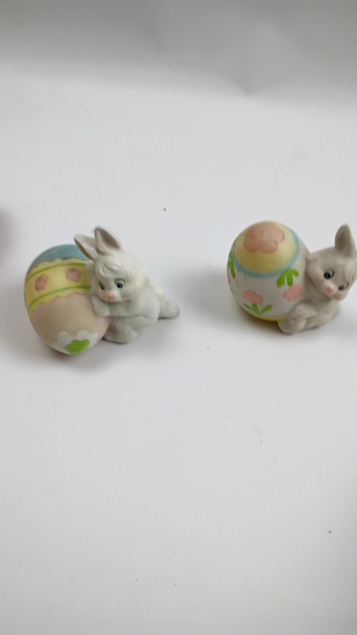 Easter Rabbit  Bunny  figurines