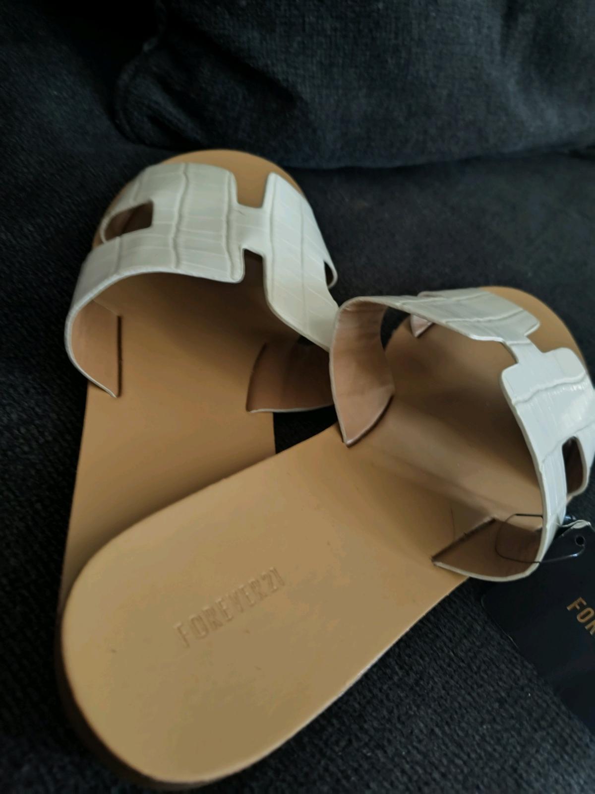 forever 21 brand new sandals never worn