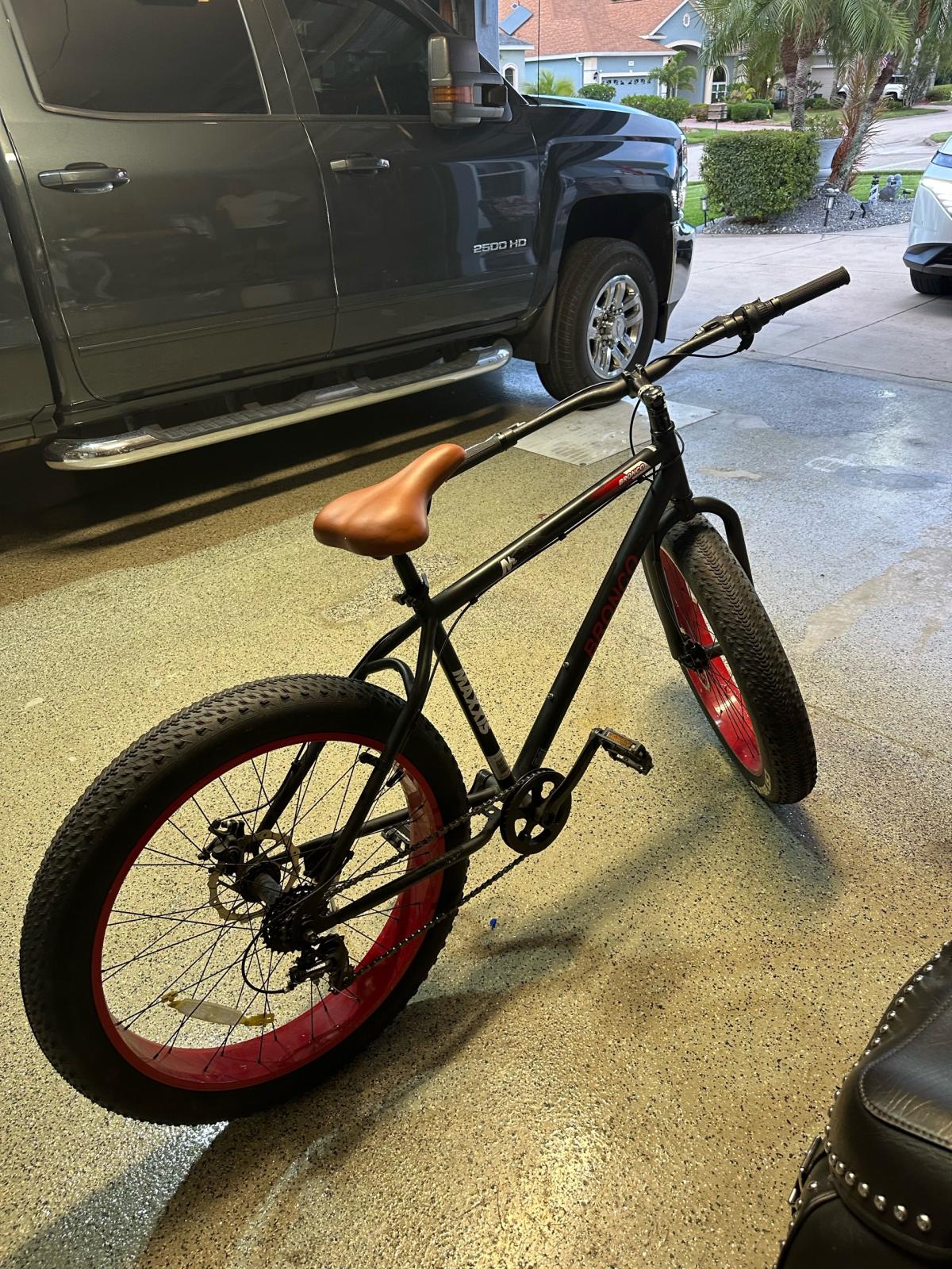 mountain bike large tires 26 inch